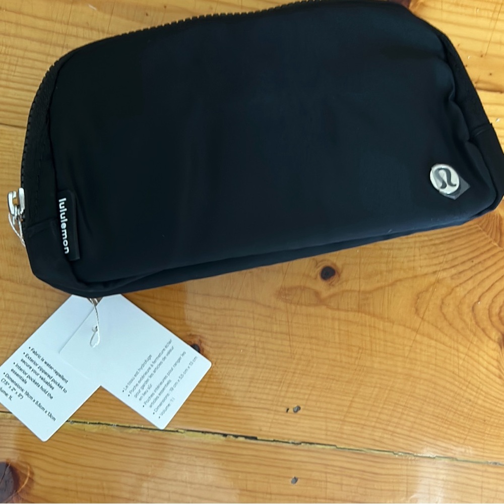 lululemon athletica Black Toiletry Bag